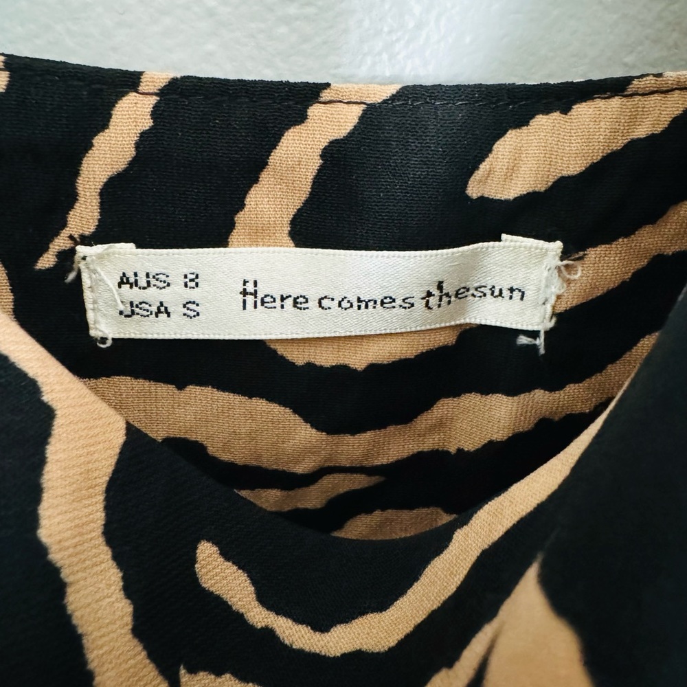 Selfie Leslie Beige and Black Zebra-Print Midi Dress - Picture 7 of 7